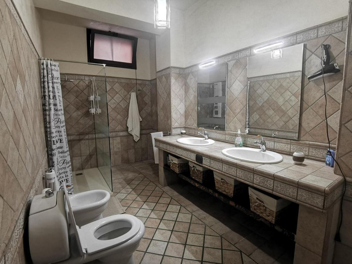 Casa Ruby Apartment Misterbianco Luaran gambar